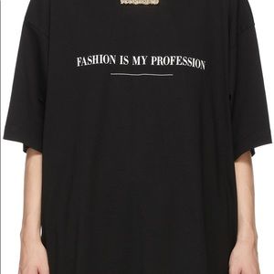 VETEMENTS T SHIRT